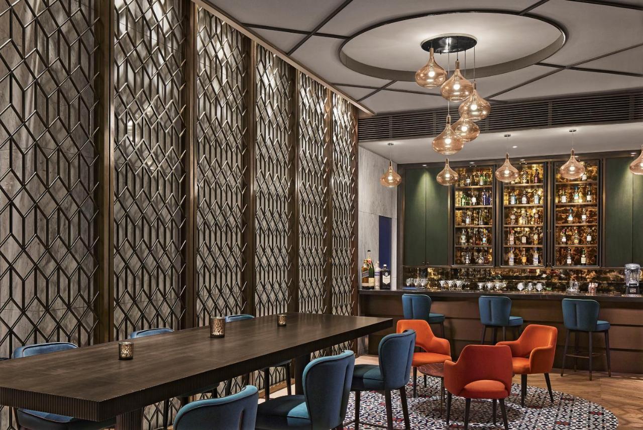 Taj Wellington Mews Chennai Hotel Exterior photo